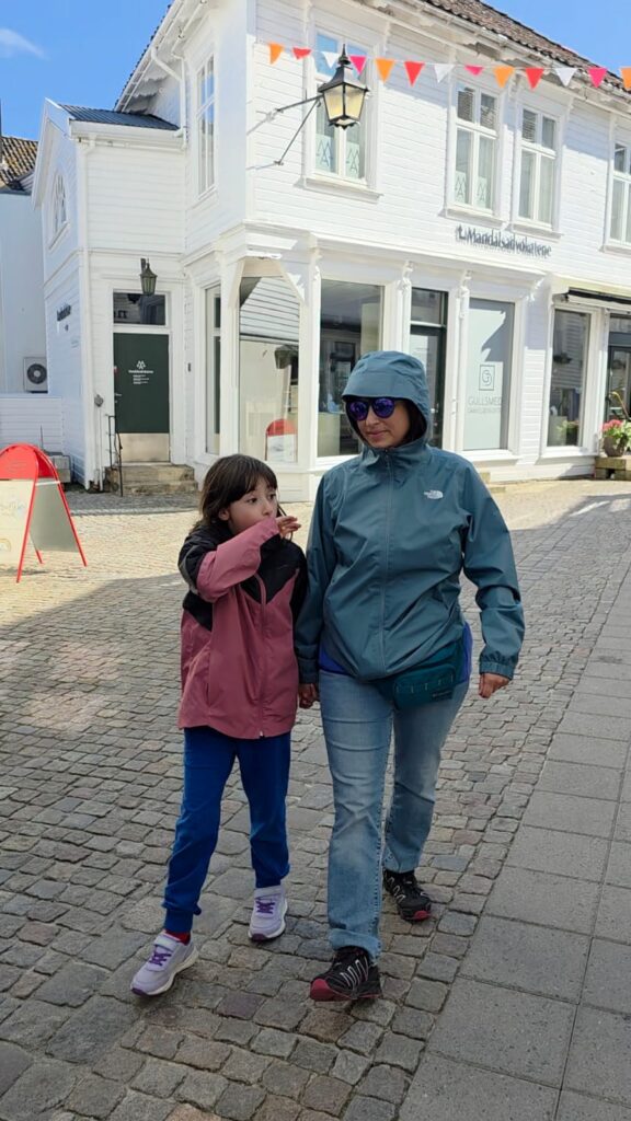 tati e mira mandal
